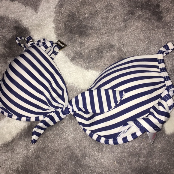 Bathing suit top - Picture 2 of 2